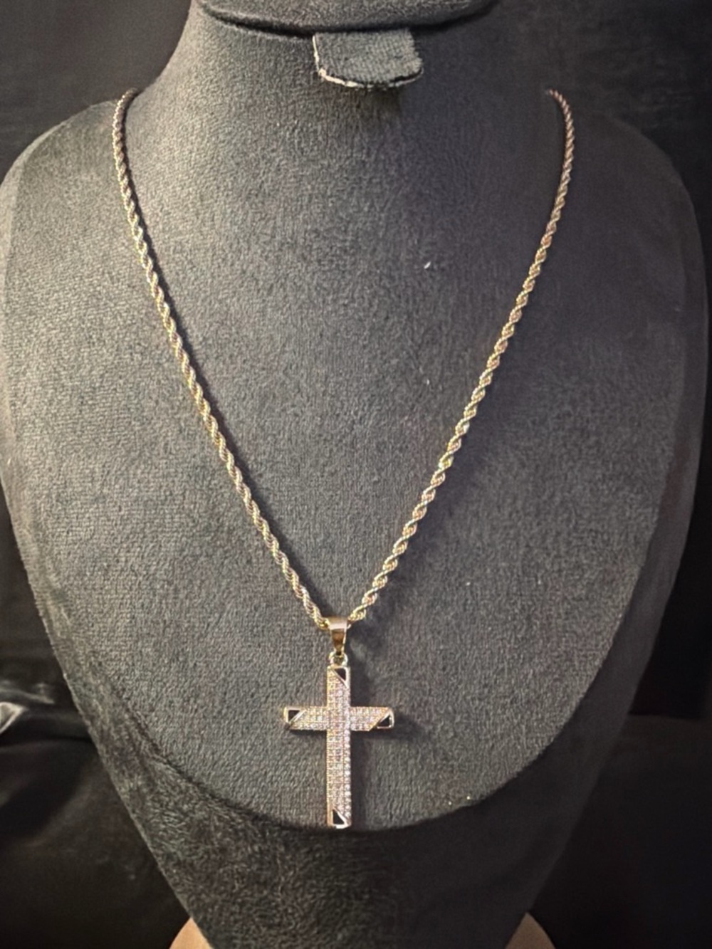 Dazzling Gold Cross Necklace with Pavé Stones - Women Jewelry